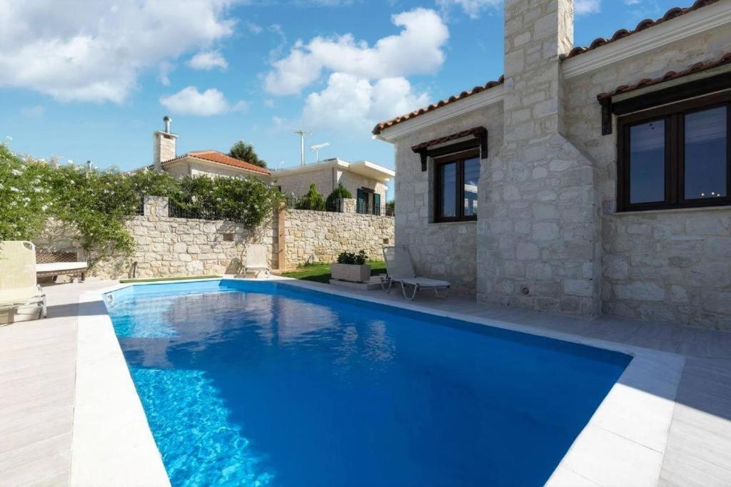 Heraklion Twins House - Private Pool Retreat Episkopi  Luaran gambar