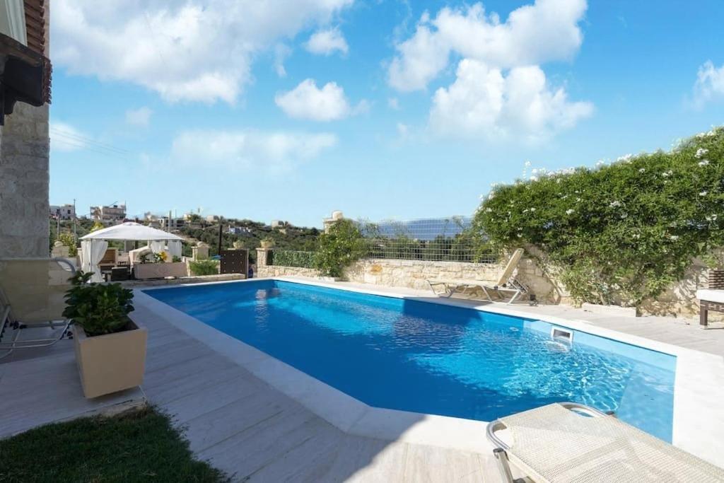 Heraklion Twins House - Private Pool Retreat Episkopi  Luaran gambar